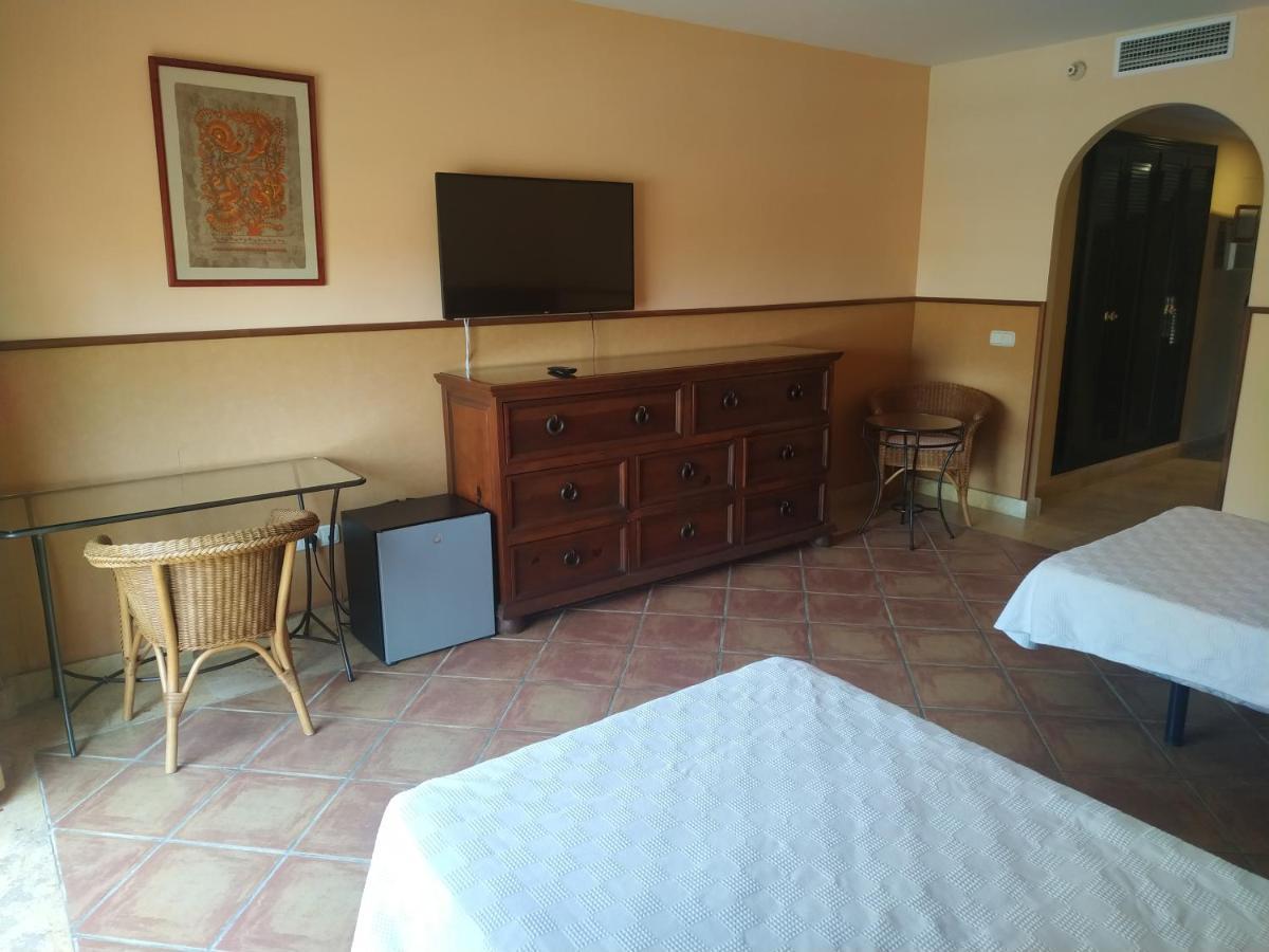 Hotel Mexico Бера Екстер'єр фото